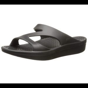 Z-STRAP SOFT SOLE SHOES BY TELIC